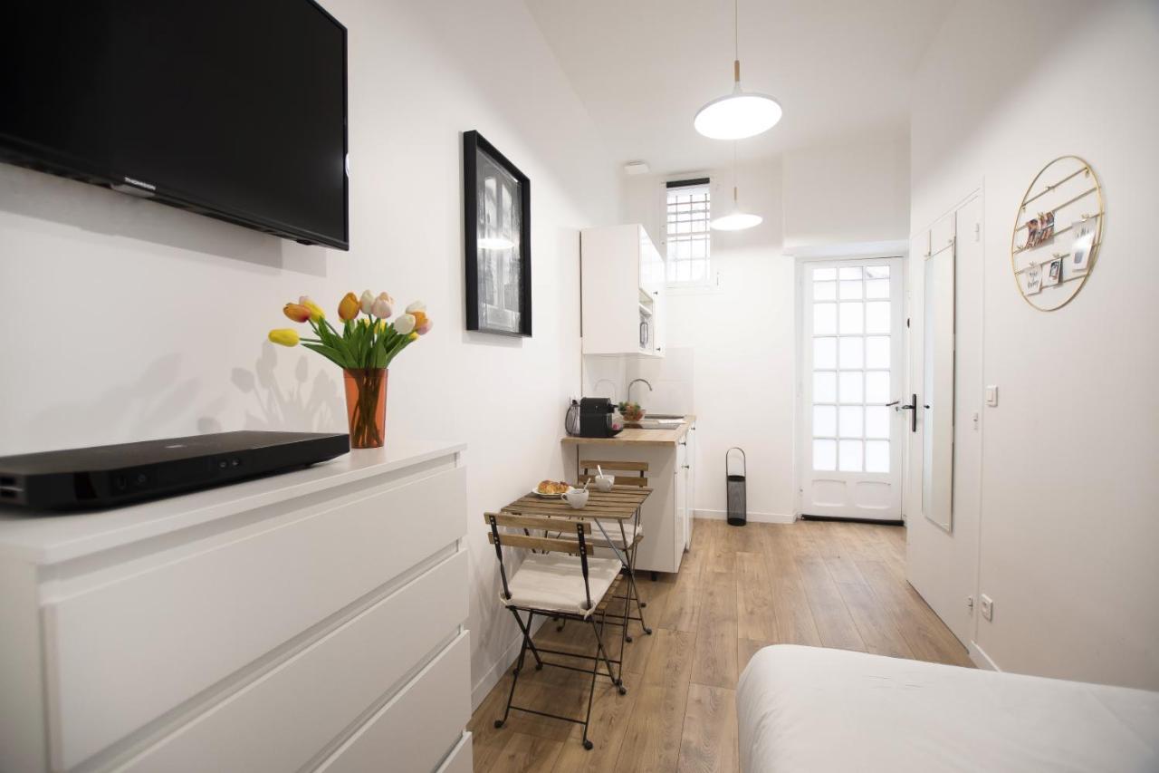 Great Studio Near The Eiffel Tower باريس المظهر الخارجي الصورة